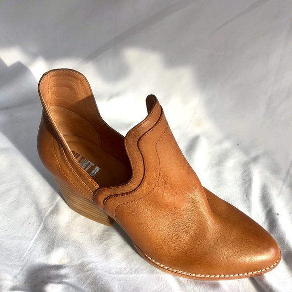 Silent D winifred booties - Picture 5 of 5